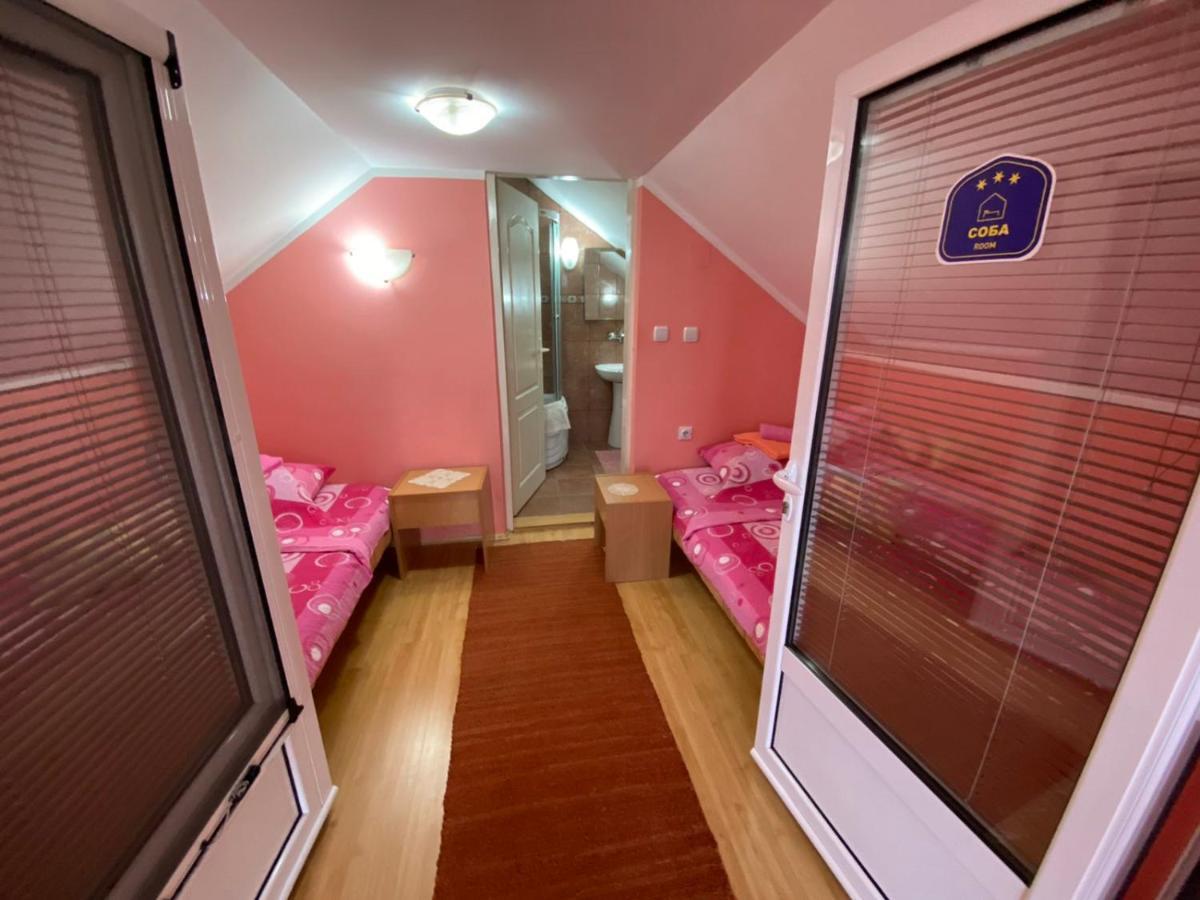 Sud ,,Antal I Olga,, Acomodação com café da manhã Skorenovac Quarto foto